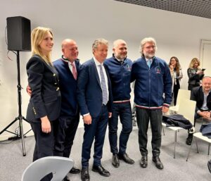 Scopri di più sull'articolo Dove le api italiane incontrano il vino
