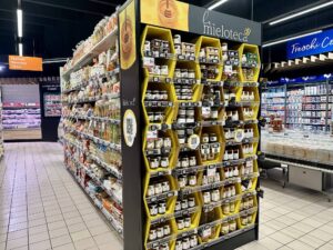 Scopri di più sull'articolo La Mieloteca di Conad di Adriatico, finalmente un approccio diverso al mondo del miele.