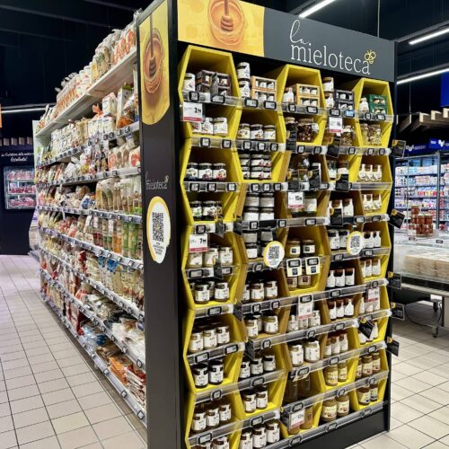 La Mieloteca di Conad di Adriatico, finalmente un approccio diverso al mondo del miele.